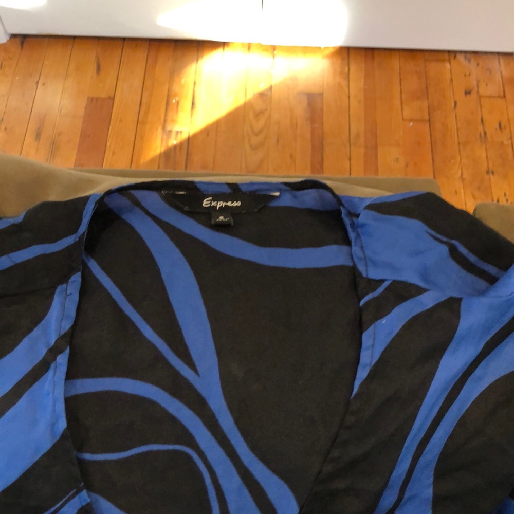 Express silk top - Picture 2 of 4